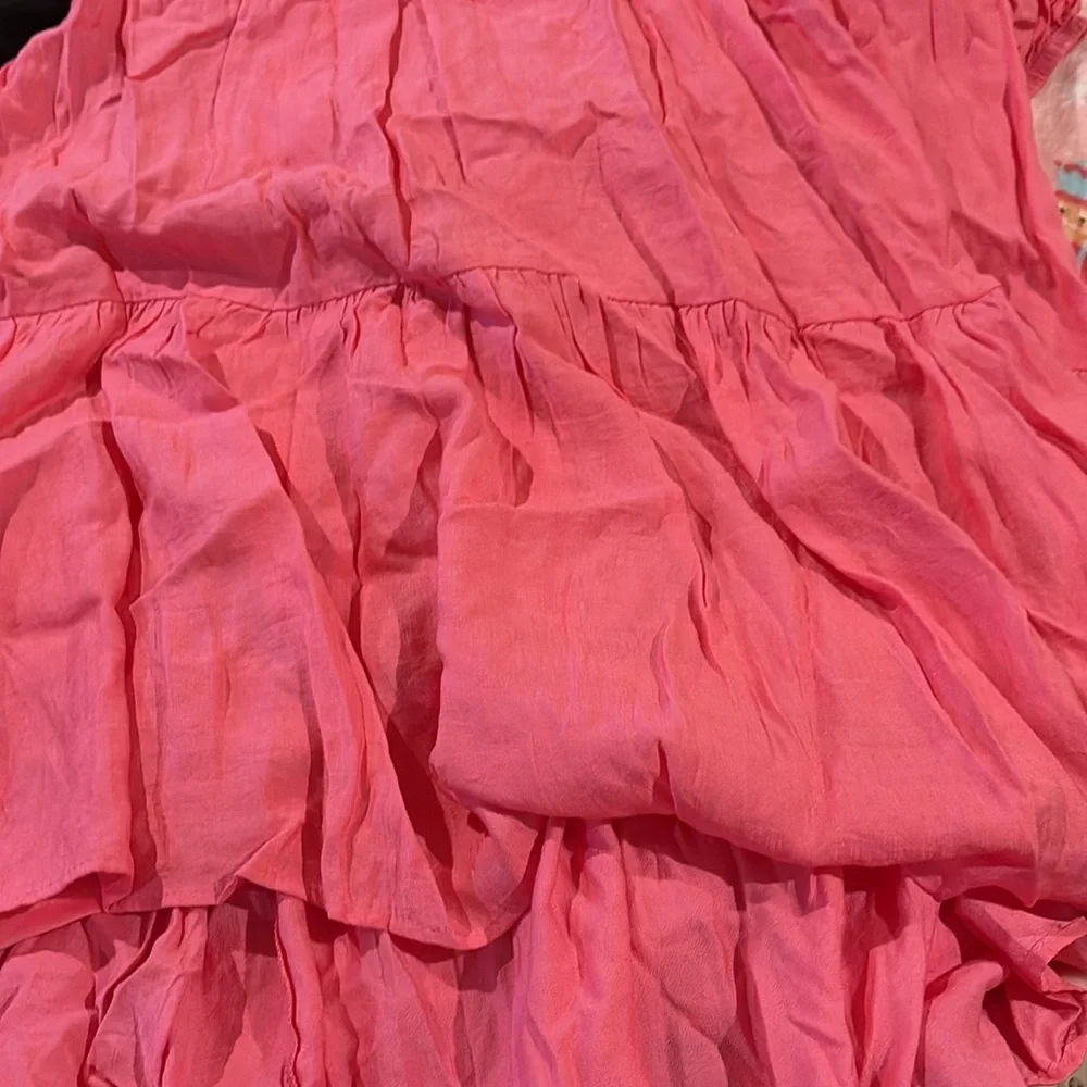 Maxi - Picture 2 of 4